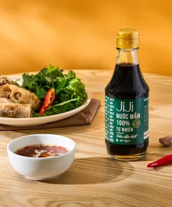 Nước mắm tự nhiên JI JI Siêu đặc biệt 50 đạm 200ml