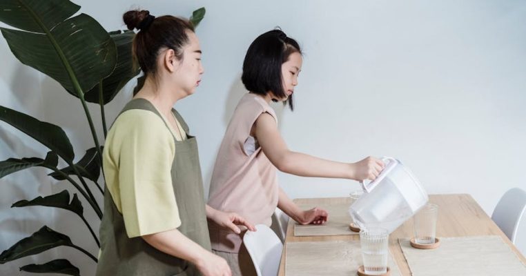 Mùa mưa đến, đặt máy lọc nước ở đâu để dùng bền và dễ vệ sinh?