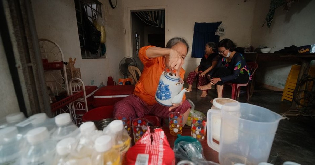 Cuối tuần ở nhà nhiều hơn, nên chuẩn bị nước uống trong gia đình thế nào?